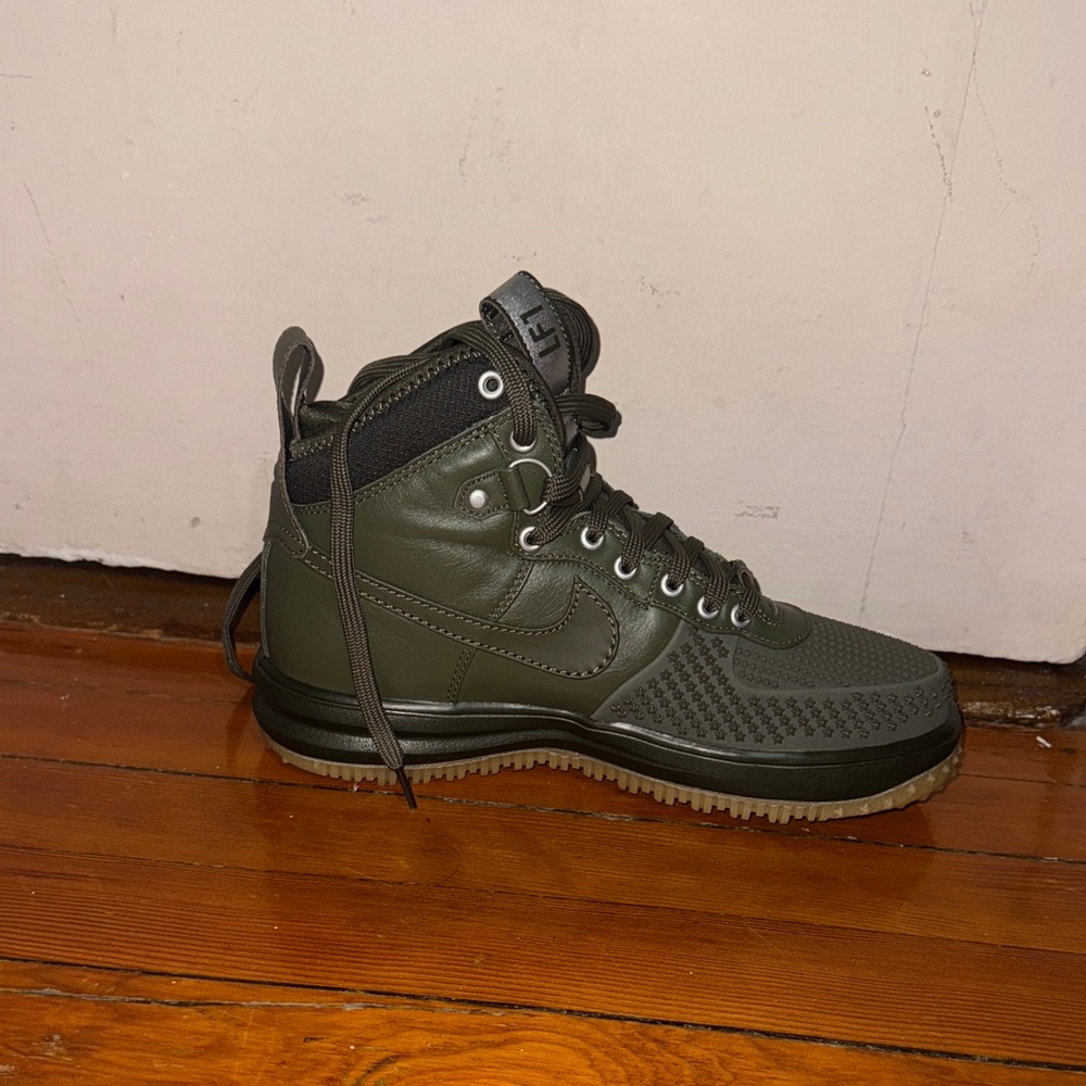 Nike Men's Olive High-Top Sneakers